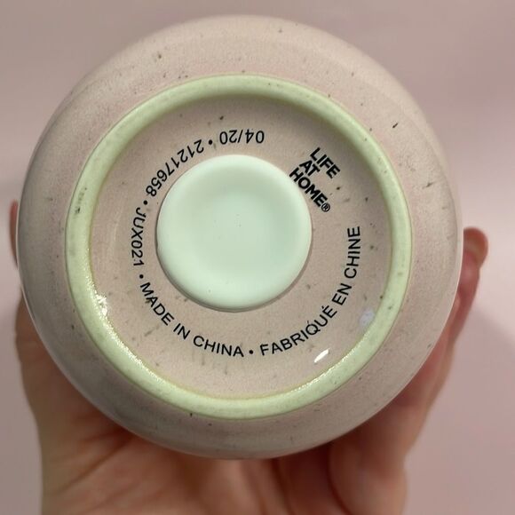 Pink Ceramic mug with lid 12 oz travel mug tea coffee Excellent Used Condition - Picture 7 of 7